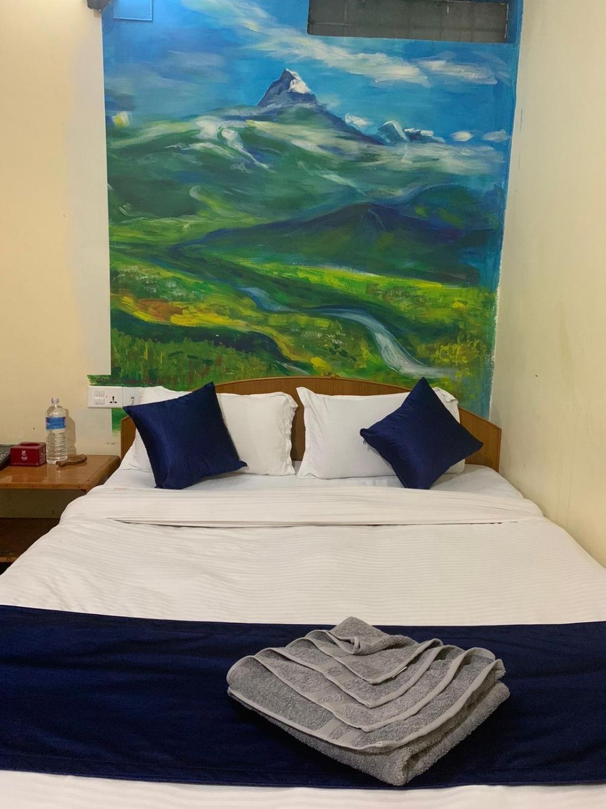 The Tranqulity Inn โพคารา ภายนอก รูปภาพ